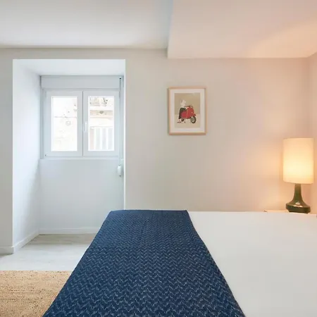 Holiday home Renovated House Near Beaches, By Timecooler Setubal